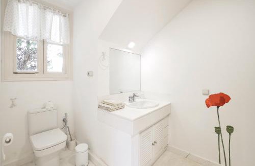 Malaga-Este Bed & Breakfast | Villa Antumalal B&B