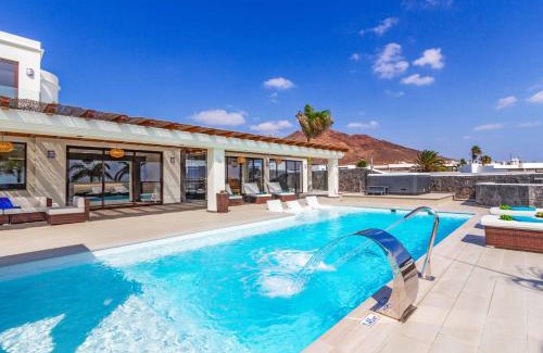 Playa Blanca Villa | Villa Anyaval