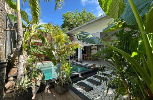 Uluwatu Villa | Villa Anyelir