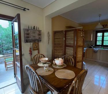 Kala Nera Villa | Villa Apanemi