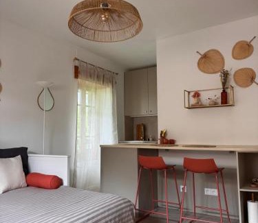 Annecy-le-Vieux Villa | Villa & Appartments des Muriers - 500 m du Lac