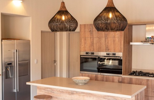 Hoedspruit Villa | Villa Appelblaar: luxury 4 bedroom villa home in the South African bush