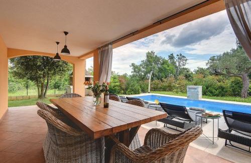 Rakalj House | Villa Ari