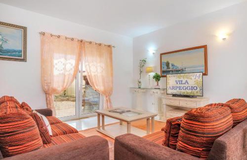 Luz Villa | Villa Arpeggio - Cozy 3-Bedroom Villa with Private Pool in Montinhos da Luz, Lagos