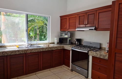Akumal Villa | Villa Arrecife - Beautiful Villa Sleeps 14 with Private Pool