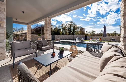 Matohanci Villa | Villa Art Renata - Pool, Sauna & Jacuzzi on 700m2