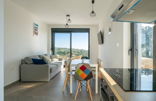 Peruski Villa | Villa Artec with Sea View and Private Pool