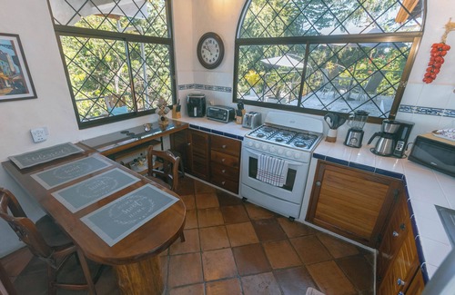 El Cerro House | Villa Arturo Amazing Ocean View w/pool located between Manuel Antonio and Quepos