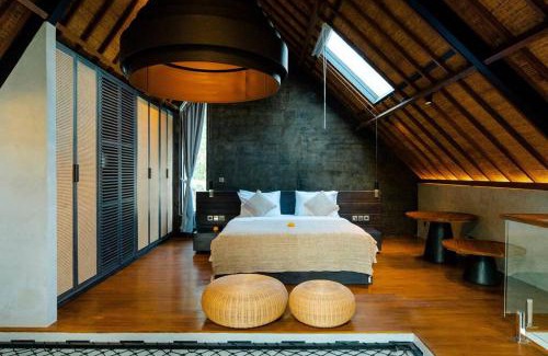 Beraban Villa | Villa Astu - Tranquil Riverside Villa near Tanah Lot
