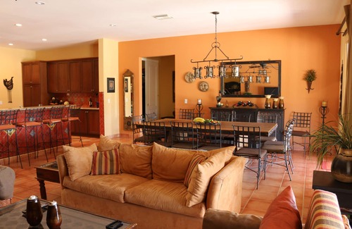 La Paz Villa | Villa at Golf Resort One Block to Beach - Maid, Concierge and Chef-Meal Services
