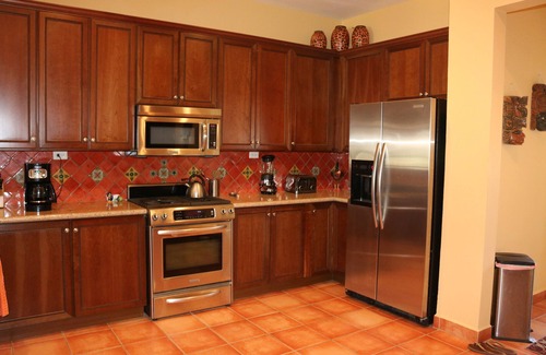 La Paz Villa | Villa at Golf Resort One Block to Beach - Maid, Concierge and Chef-Meal Services