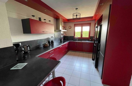Sorede Villa | Villa at the foot of the Albères/pool and jacuzzi
