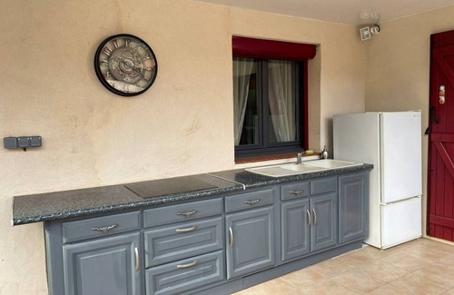 Sorede Villa | Villa at the foot of the Albères/pool and jacuzzi