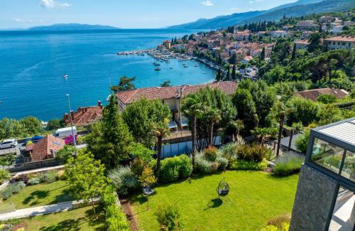 Opatija Villa | Villa Atalanta with heated pool near the beach