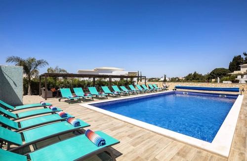 Vale de Covo Villa | Villa Atlantica 9 (Sleeps 20), Heated Pool, Games areas