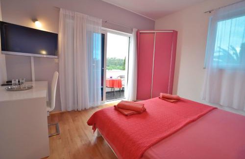 Srebreno Bed & Breakfast | Villa Avantgarde