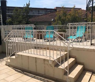 California - Pezou Apartment | Villa avec Jardin à 5 min de marche du centre de Cannes et plages