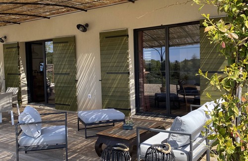Aups Villa | Villa Avec Piscine au Milieu des Oliviers, Parc du Verdon, Lac de Ste Croix