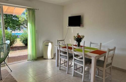 Santa-Maria-Poggio House | Villa avec terrasse et vue piscine, proche plage