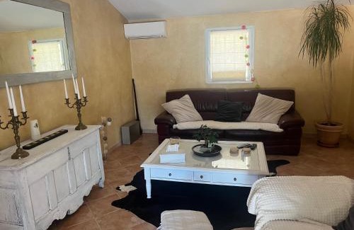 Bagnols-en-Foret Villa | Villa Bagnols en forêt