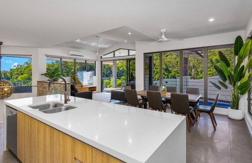 Smithfield House | Villa Balay