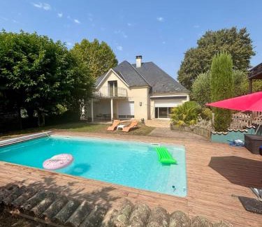Brive-la-Gaillarde Villa | Villa Bardon - Design - Centre-ville - Piscine