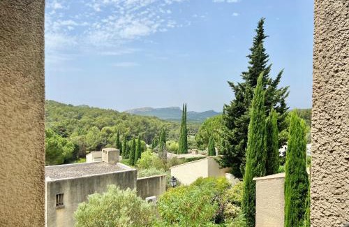 Les Baux-de-Provence House | Villa Baux'Nheur, Vue Alpilles, Calme, CLIM, 9 personnes