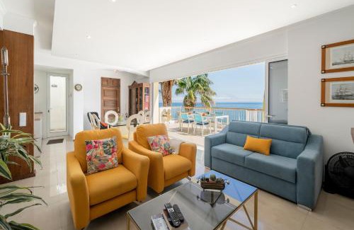 Santa Cruz Villa | Villa Beach Club