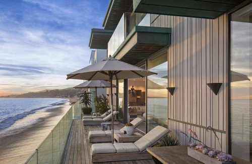 Eastern Malibu Villa | Villa Beach Essence