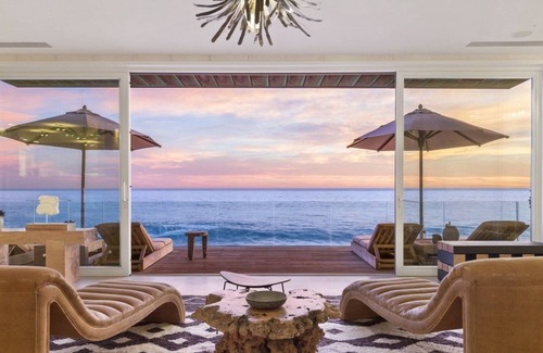 Eastern Malibu Villa | Villa Beach Essence