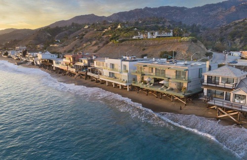 Eastern Malibu Villa | Villa Beach Essence