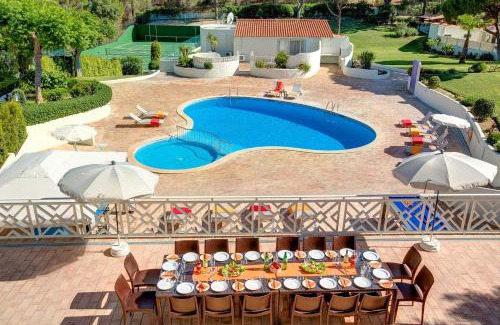 Figueiral Villa | Villa Beirais by Villa Plus