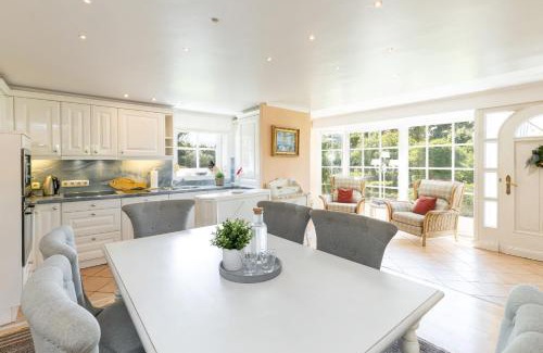 Schonberger Strand House | Villa BelAmi