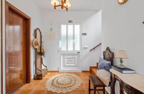 Vila Baleira House | Villa Bella Mar by Homie