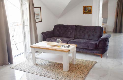Golubac House | Villa Bella