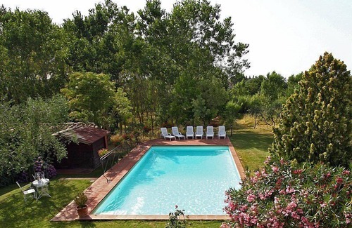 Reggello Villa | Villa Belletto: An elegant and welcoming two-story villa in the characteristic style of the Tuscan countryside, with Free WI-FI.