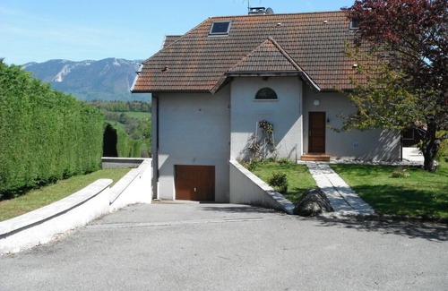 Cuvat Villa | Villa BelleVue, near Lac Annecy + ski regions, new kitchen, 4 bedrooms: 8 per.,Sauna
