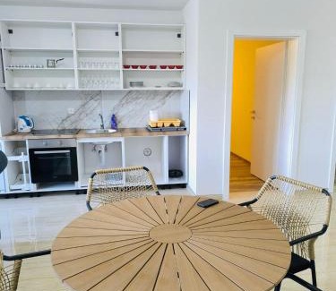 Mali Radic Apartment | Villa Bellissima