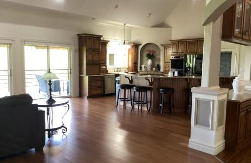 Table Rock House | Villa Bellissimo