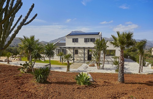 Castellammare del Golfo Villa | Villa Biancolilla