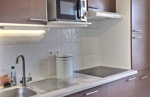 Serignan House | Villa Bianca - 500m from the beach, comfortable pa