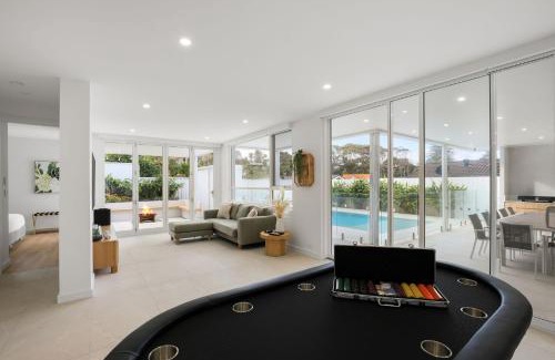 Caves Beach House | Villa Bianco