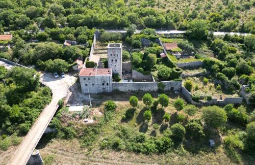 Zavala Villa | Villa Bilja