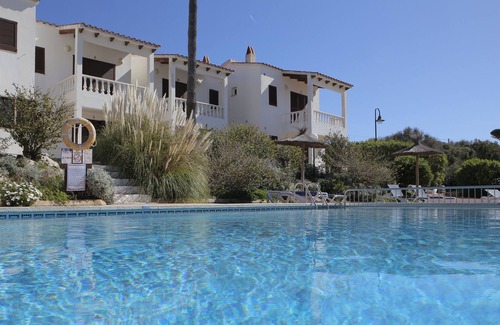 Binibequer Vell Ski Chalet | VILLA BINICUDI WITH SEA VIEWS
