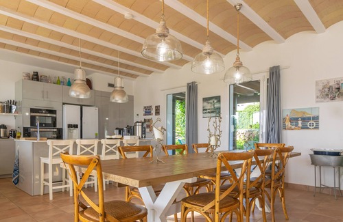 Binisafua Villa | Villa Binimigi - Four Bedroom Villa, Sleeps 8