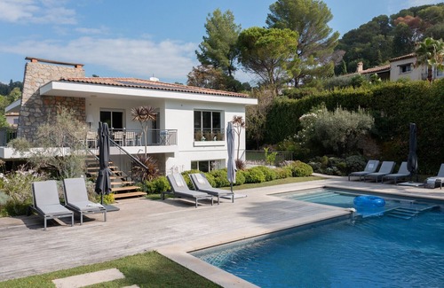 Mougins Villa | Villa Bleu de Mougins – Luxury villa with heated pool near Cannes