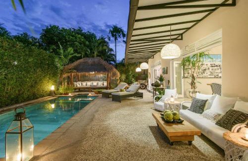 Drupadi Villa | Villa Bloom 3 - Coastal Beach Villa 2 brm Sleeps 4 SEMINYAK BEACH