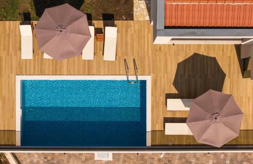 Tomicici Villa | Villa Boka