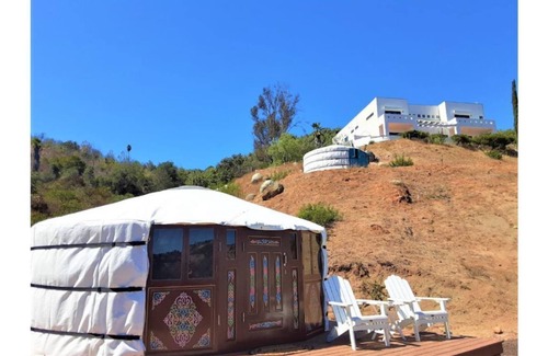 Bonsall House | Villa Bonsall - Yurt #2 (Medium)