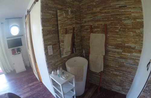 Gujan-Mestras Bed & Breakfast | Villa Bora Bora
